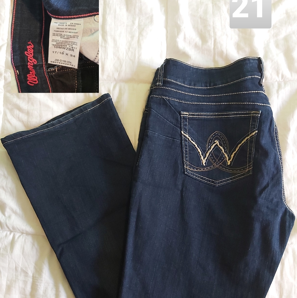 WRANGLER booty up 17/18 x 34